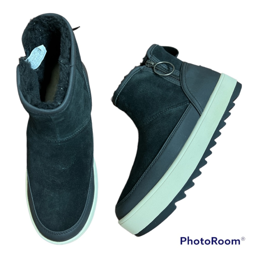 UGG Koolaburra Tynlee Zip Black Boots Platform Size 7 NIB